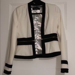 Off-white and black Akira Black Label blazer